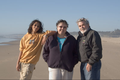 Sam, Eva & Leon, at the Oregon Coast, near Yachats