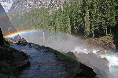 IMG_2791 Mist Trail rainbow.jpg