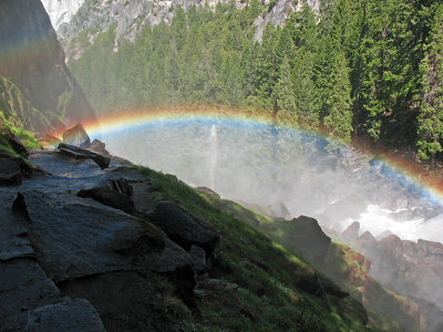 IMG_1766 Mist Trail rainbow.jpg