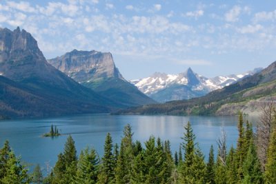 zP1010033 Lake in Glacier National Park.jpg