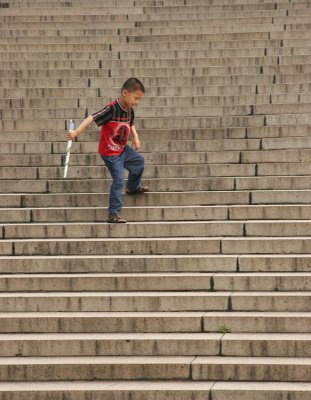 Stairs to Sun Yat Sen mausoleum