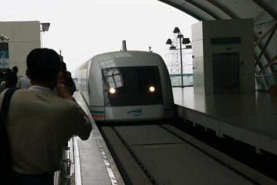 Maglev train