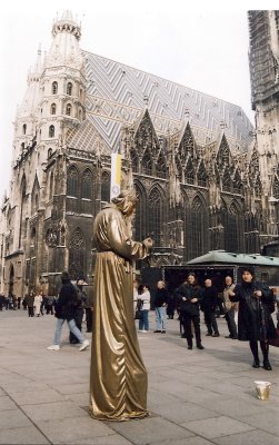 Performing artist in Stephansplatz