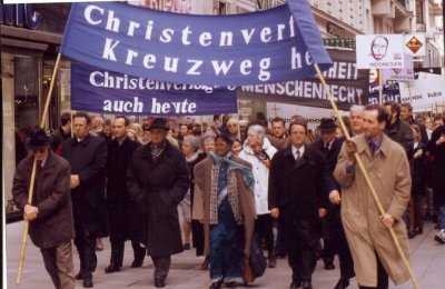 March in Stephansplatz