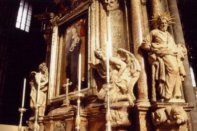 Inside Stephansdom