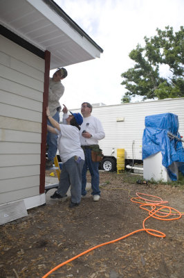 Biloxi Mission Trip 2007-190.jpg