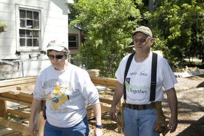 Biloxi Mission Trip 2007-95.jpg