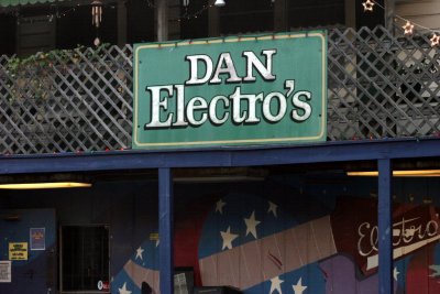 Dan Electro's Guitar Bar