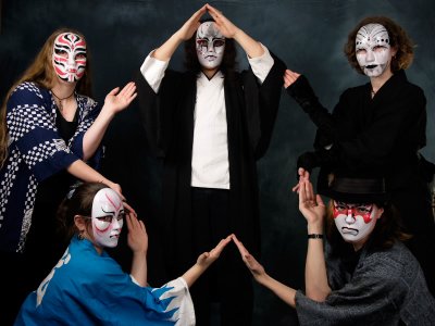 Para Para Troupe.