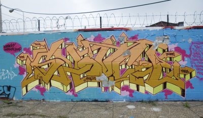 GoldGrafiti0172.jpg