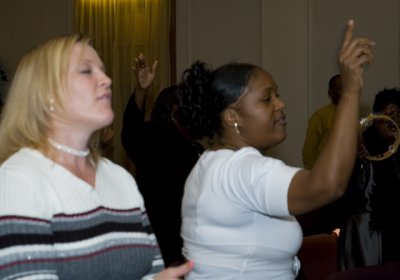 BlackWhiteWomenPraying_009.jpg
