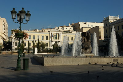 070928-021-Athenes Hotel de ville.jpg