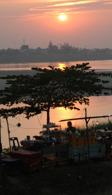 Mekong sunset, Vientianne