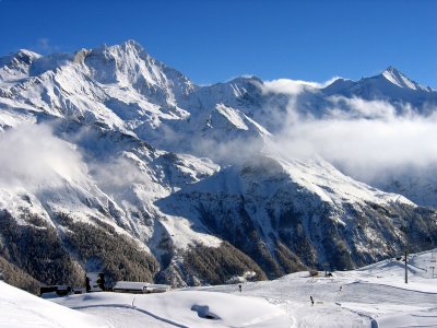 Weisshorn (4506 m) and Zinalrothorn (4221 m)