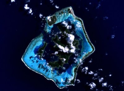 Bora Bora From Google Earth.jpg
