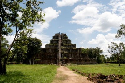 Koh Ker - Pyramide