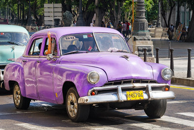 Le Taxi Mauve