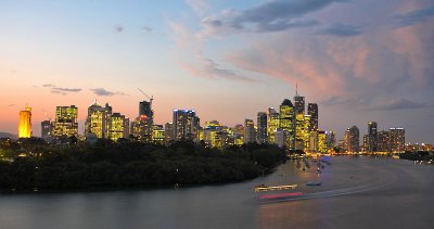 Brisbane at dusk from Kangaroo Point