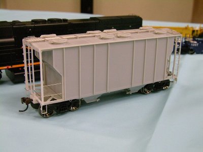 New from Athearn: PS 2600 hopper RTR-line