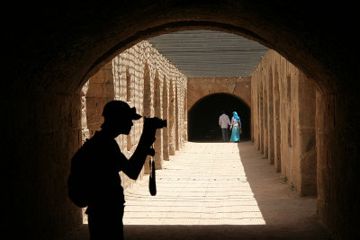 Photo experiment in the tunnel of Amphitheater in El Djem