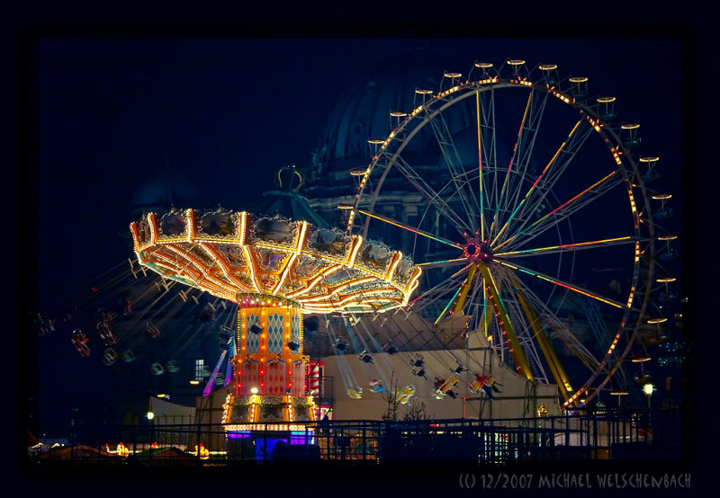 Christmas fun fair  in front of Berliner Dom