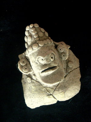 CROSS-EYED-LOMANAI.JPG