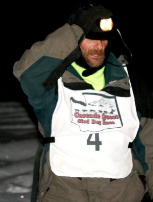 1Steve Duren Inspecting his team after leg two.jpg