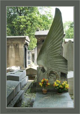 Paris Cemeteries 31.jpg