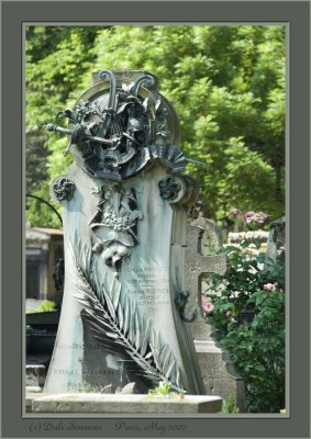 Paris Cemeteries 43.jpg