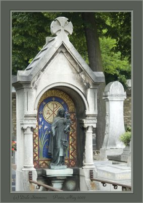 Paris Cemeteries 69.jpg