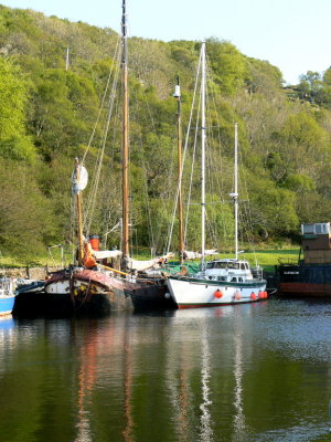 modern yachts in the Crinan basin