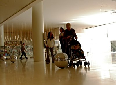 entrance of Caixa for art feasts