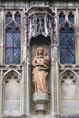 madonna & child - looks like terra cotta or painted over