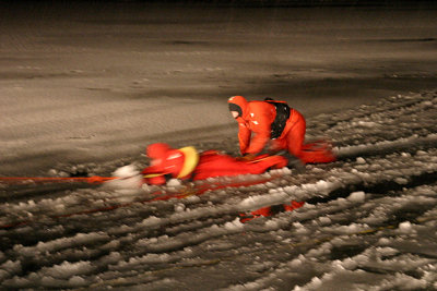 20070227-fd-ice-rescue-drill-0037.JPG