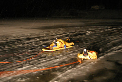 20070227-fd-ice-rescue-drill-0057.JPG