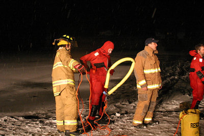 20070227-fd-ice-rescue-drill-0066.JPG