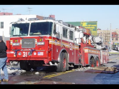 Unusual Occurrence / FDNY Ladder 31 in a sinkhole