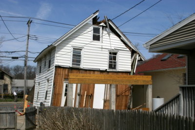20070424-1721-milford-fd-house-collapse-115-merwyn-ave.JPG