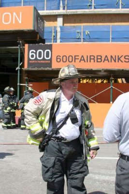 20070430-chicago-fire-600-n-fairbanks-15.JPG