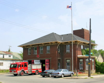 2007-july-detroit-fire-engine-41-firehouse-5000-rohns.JPG