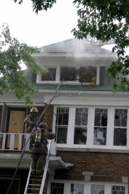 2007-july-detroit-house-fire-virginia-park-27.JPG