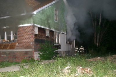 2007-july-detroit-fire-flanders-near-coplin-02.JPG
