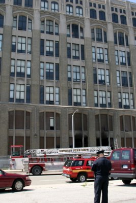 2007-july-detroit-fire-cass-tech-2421-second-09.JPG