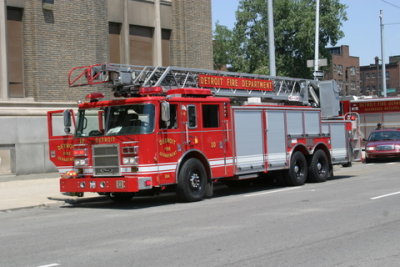 2007-july-detroit-fire-cass-tech-2421-second-66.JPG