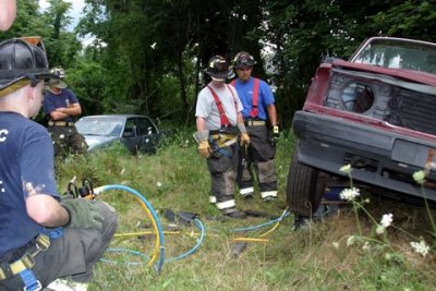 20070813-mystic-fire-department-extrication-drill-3208.JPG