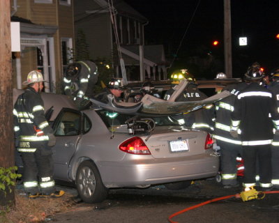 20071002_derby_extrication_dave_purcell_04-8x10.JPG