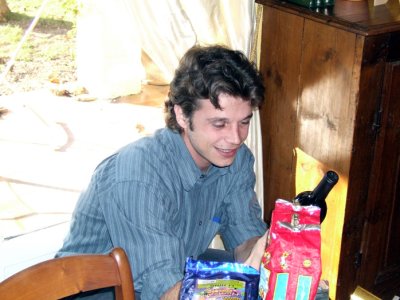 Pilou gets more California wine.