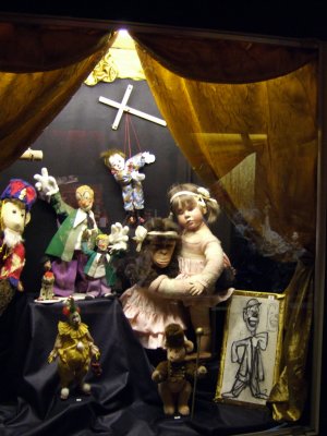 Creepy dolls!