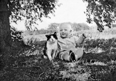 Deane with Tom the Cat - Villisca