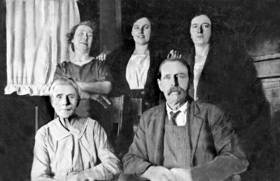 Nils Adolph Hultquist Family